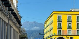 Saldo blanco en Xalapa durante la última noche del 2025.