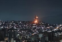 EEUU lanza operación Southern Spear contra Venezuela; Maduro confirma agresión militar.