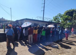 Habitantes de la Reserva Territorial exigen reactivación y ampliación del transporte urbano en Xalapa..