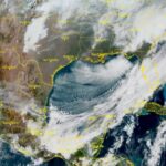 Frente frío 32 mantiene lluvias y ambiente gélido en Veracruz