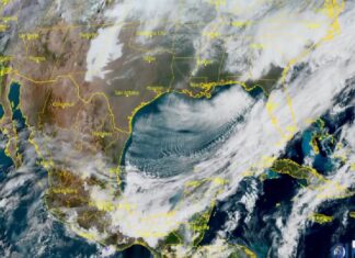 Frente frío 32 mantiene lluvias y ambiente gélido en Veracruz