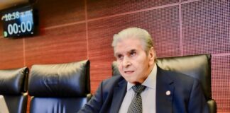 Carlos Aceves del Olmo anuncia su salida de la CTM .