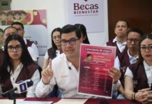 Más de 900 mil estudiantes en Veracruz reciben Becas para el Bienestar; anuncian nuevo apoyo para primaria.