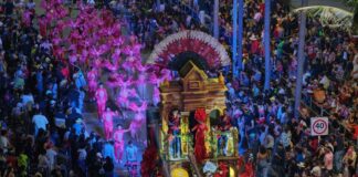 Vive Veracruz ambiente festivo y familiar en el Primer Gran Desfile del Carnaval .