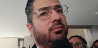 Daniel Cortina dice que Tuxpan está “blindado” tras bloqueos y respalda a director de Policía.