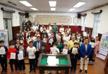 Alcaldesa dialogó con la niñez; conocieron la historia del Palacio Municipal y el trabajo del Cabildo