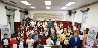 Alcaldesa dialogó con la niñez; conocieron la historia del Palacio Municipal y el trabajo del Cabildo