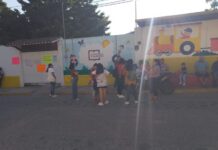 Toman Jardín de Niños en Jalcomulco; exigen intendente y maestro de educación física.