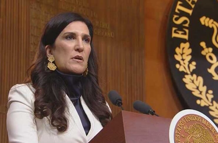 Nuestra Constitución debe ser el instrumento para pacificar a México: Kenia López Rabadán.