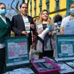 Instalaron módulo de información en Xalapa por Día Internacional del Condón.