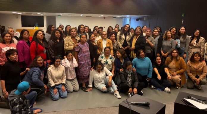 Mujeres de la Red Nacional de Periodistas celebran encuentro para dialogar sobre nuevos desafíos.