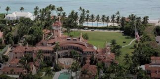 Hombre irrumpe en la residencia de Trump en Mar-a-Lago y es abatido por el Servicio Secreto de EEUU.