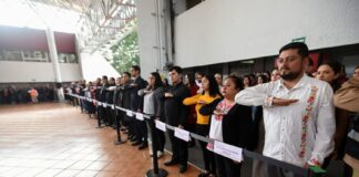 #Veracruz: En cinco meses SEV mejoró 3 mil 110 escuelas con mobiliario, equipo y pintura