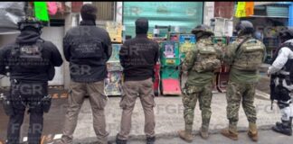 FGR asegura 30 máquinas tragamonedas y un inmueble en Veracruz.