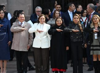 Gobernadora Rocío Nahle acompaña a la presidenta Claudia Sheinbaum en conmemoración de la Constitución