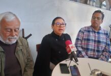 Académicos jubilados piden intervención de la gobernadora por despojo de un terreno en Xalapa.