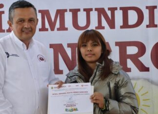 SEV reconoce a Adhara Maite, referente juvenil en ciencia y tecnología.