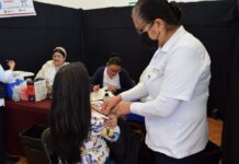 Refuerzan esquema de vacunación en oficinas centrales de la SEV.