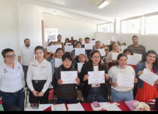 Capacita SECTUR a prestadores de servicios turísticos en Altotonga.