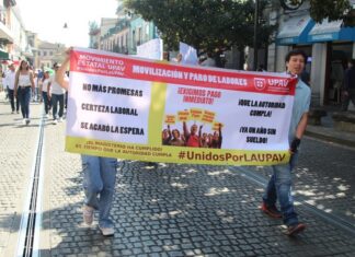 Trabajadores de la UPAV reclaman pagos con marchas y protestas .
