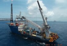 El rastro del derrame del crudo apunta al buque “Árbol Grande” de una empresa privada.