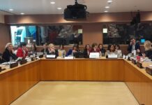 Mujeres políticas que defienden derechos humanos, democracia y libertades: las más violentadas. #CSW70