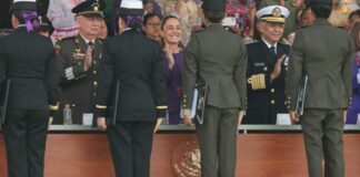 Presidenta conmemora Día Internacional de la Mujer en homenaje a las mujeres de las Fuerzas Armadas
