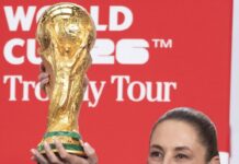 Presidenta Sheinbaum presenta trofeo de la Copa Mundial de Fútbol 2026
