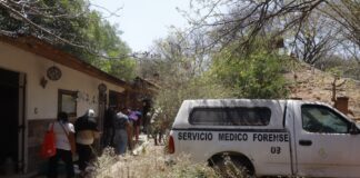 Madres y padres de los 43 constatan crematorio clandestino en Iguala, pero sin huellas de sus hijos.