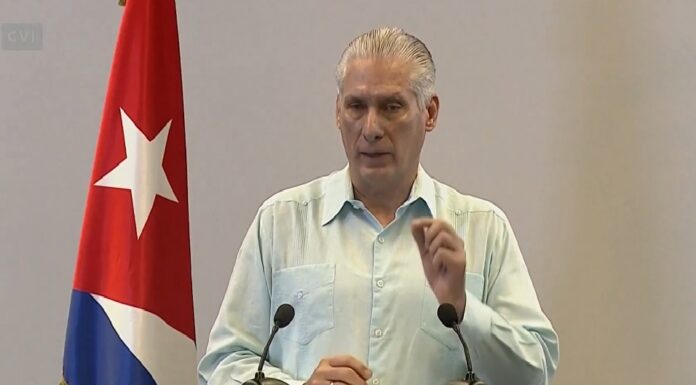 Díaz-Canel defiende a Raúl Castro tras acusación de Estados Unidos.