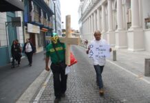 En su viacrucis ecologistas denuncian afectaciones por Laguna Verde y derrames petroleros