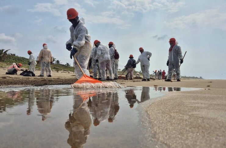 Grupo Interinstitucional garantiza control de derrame de hidrocarburos en el Golfo de México;