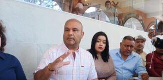 Alcalde de Las Choapas Jesús Uribe, se pasa de MC a Morena.