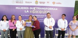 Reconoce SEV a 34 trabajadoras por transformar la educación en Veracruz