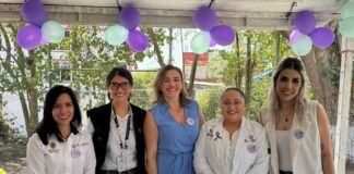 Feria Por la salud de todas acerca servicios médicos y orientación a mujeres.