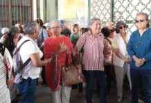 Jubiladas y pensionados amagan con bloqueos por falta de cumplimiento de pago.