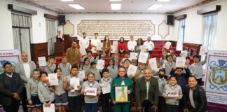 Ayuntamiento de Xalapa acerca a la niñez el conocimiento del quehacer municipal con jornadas cívicas.