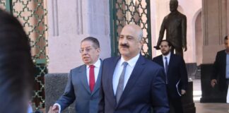 “Veracruz requiere seriedad y mucho trabajo” aclara Ricardo Ahued frente a especulaciones.