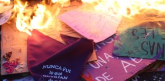 ¿Quién provoca los destrozos en las marchas feministas?