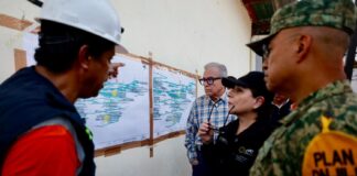 Con vida, pero atrapados: intensifican rescate de mineros en Rosario, Sinaloa.