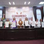 En el Congreso Veracruz, firma IVM convenios para el combate a la violencia de género.