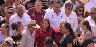 Supervisa Rocío Nahle rehabilitación de la carretera Acayucan–Soteapan