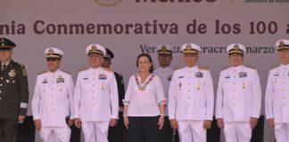 Veracruz honra a la Aviación Naval por un siglo de servicio a la nación.
