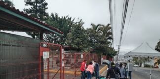 SIMVE levanta toma de SEV; acusa intento de anular su registro sindical.