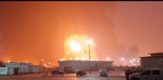 Gobierno de México y Pemex descartan daños mayores por incendio en Dos Bocas