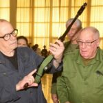 Silvio Rodríguez advierte que tomaría las armas ante intervención de Estados Unidos en Cuba