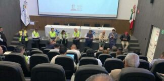 Piden permisionarios de taxis a autoridades del AICM apego a la ley y cumplimiento de palabra.