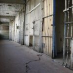 Alejandra Cuevas denuncia red de extorsión y violencia contra reclusas en Santa Martha Acatitla.