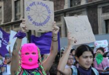 ¿Asistes a manifestarte este 8M? Te compartimos algunos consejos de seguridad.