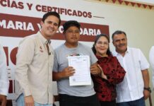 Entrega SEV más de 430 constancias y certificados de educación básica en San Andrés Tuxtla